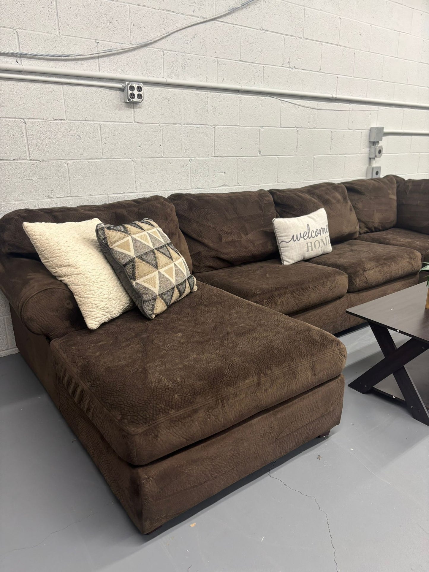 Ashley Furniture Oversized Sectional Sofa w/ Chaise – Plush Chocolate