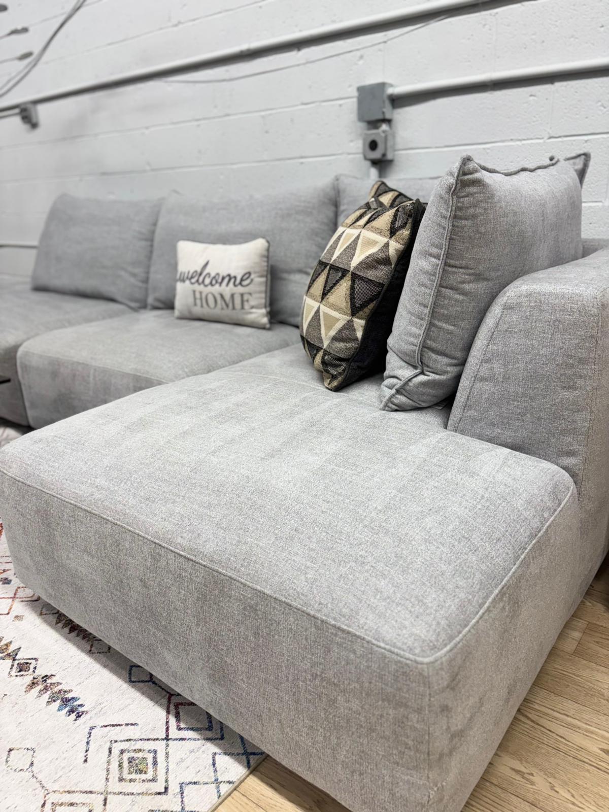 Macon 3-Piece Fabric Modular Sectional – Light Gray