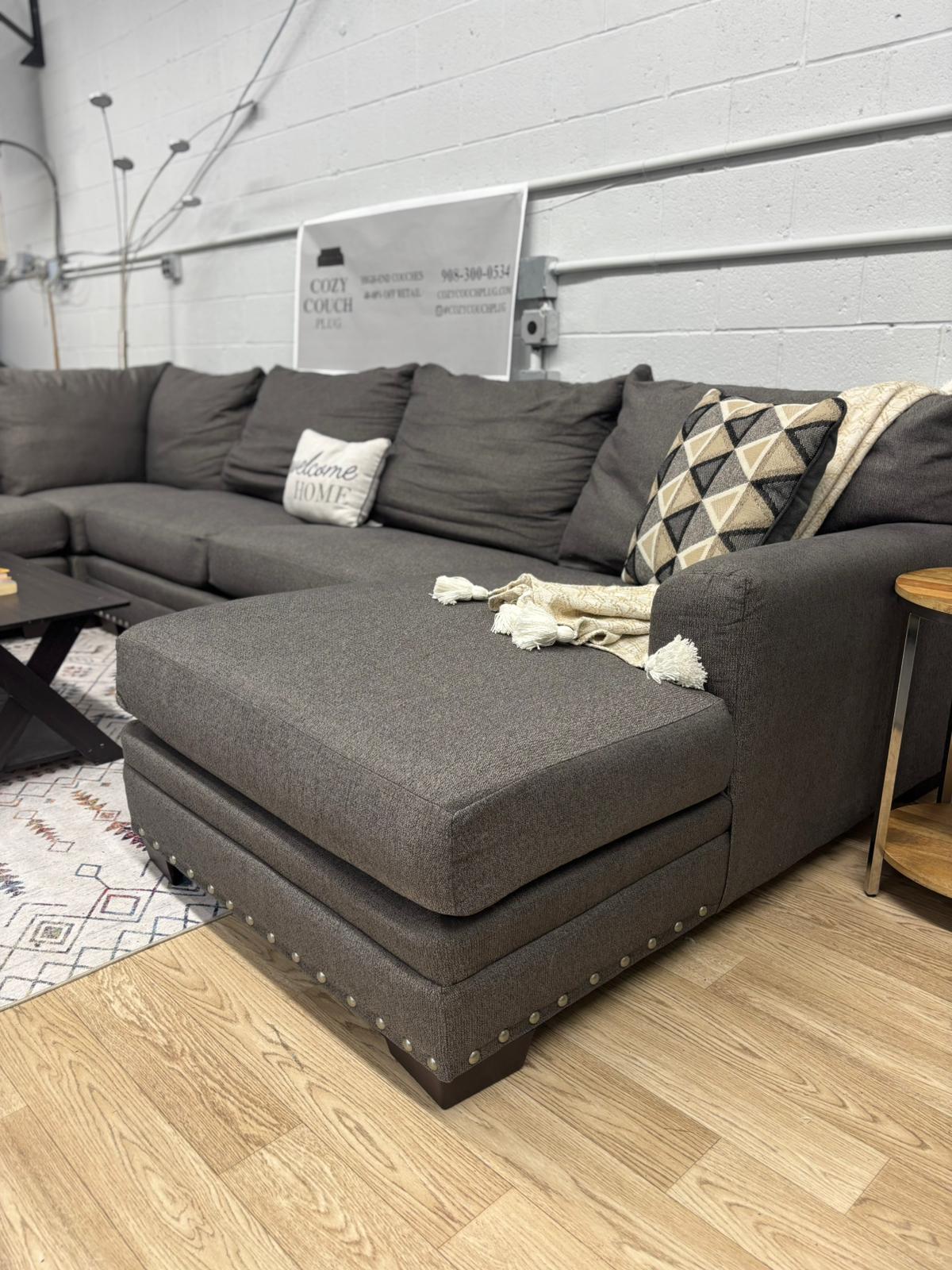 Large Gray 4-Piece Sectional w/ Chaise
