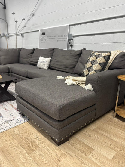 Large Gray 4-Piece Sectional w/ Chaise