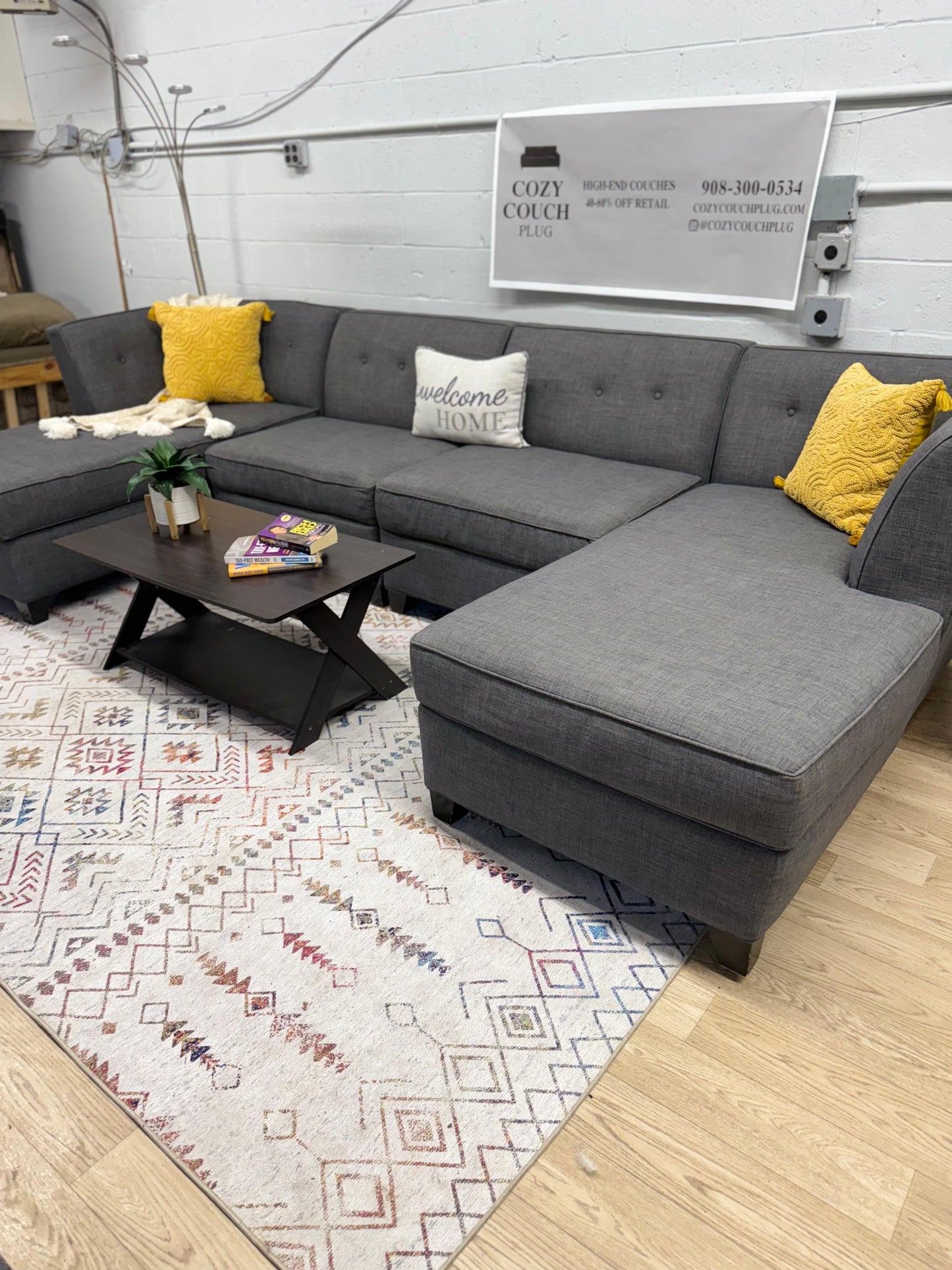 Macy’s Harper 4pc Sectional – Charcoal Gray