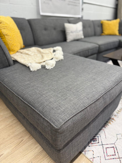 Macy’s Harper 4pc Sectional – Charcoal Gray